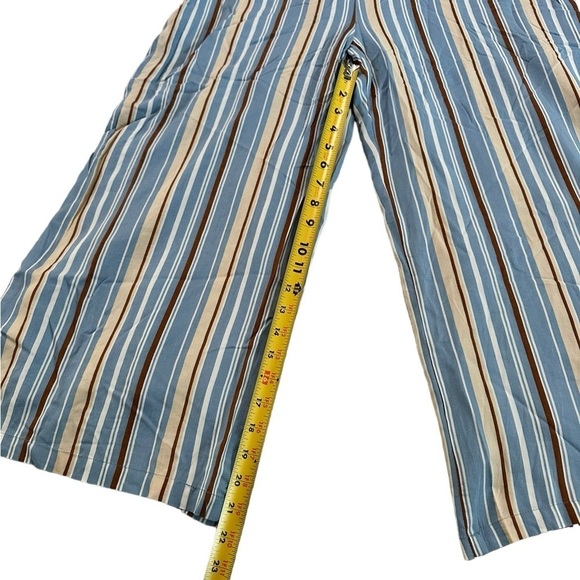 Lulus Vacation Bae Light Blue Striped Short Sleeve Jumpsuit Size XL - Picture 6 of 17